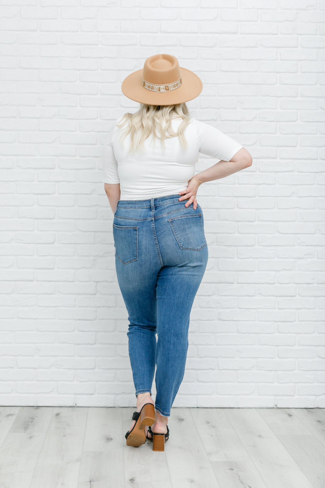 Judy Blue • High Waist Slim Fit Jeans