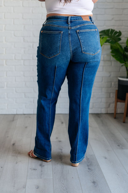 Judy Blue • Campbell • High Rise Center Seam Detail Straight Jeans