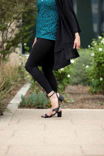 LuLaRoe solid black leggings