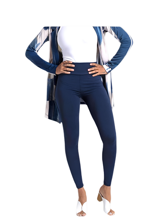 Solid navy blue leggings by LuLaRoe ￼