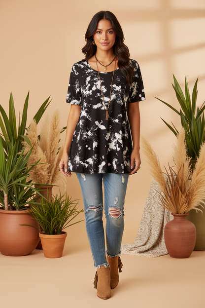 LuLaRoe Perfect T • Swing Shape • Side Slits • Black and White Wash