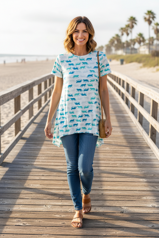 LuLaRoe Melissa • Sharkbite Hem Tunic Top • Rare Cats Print