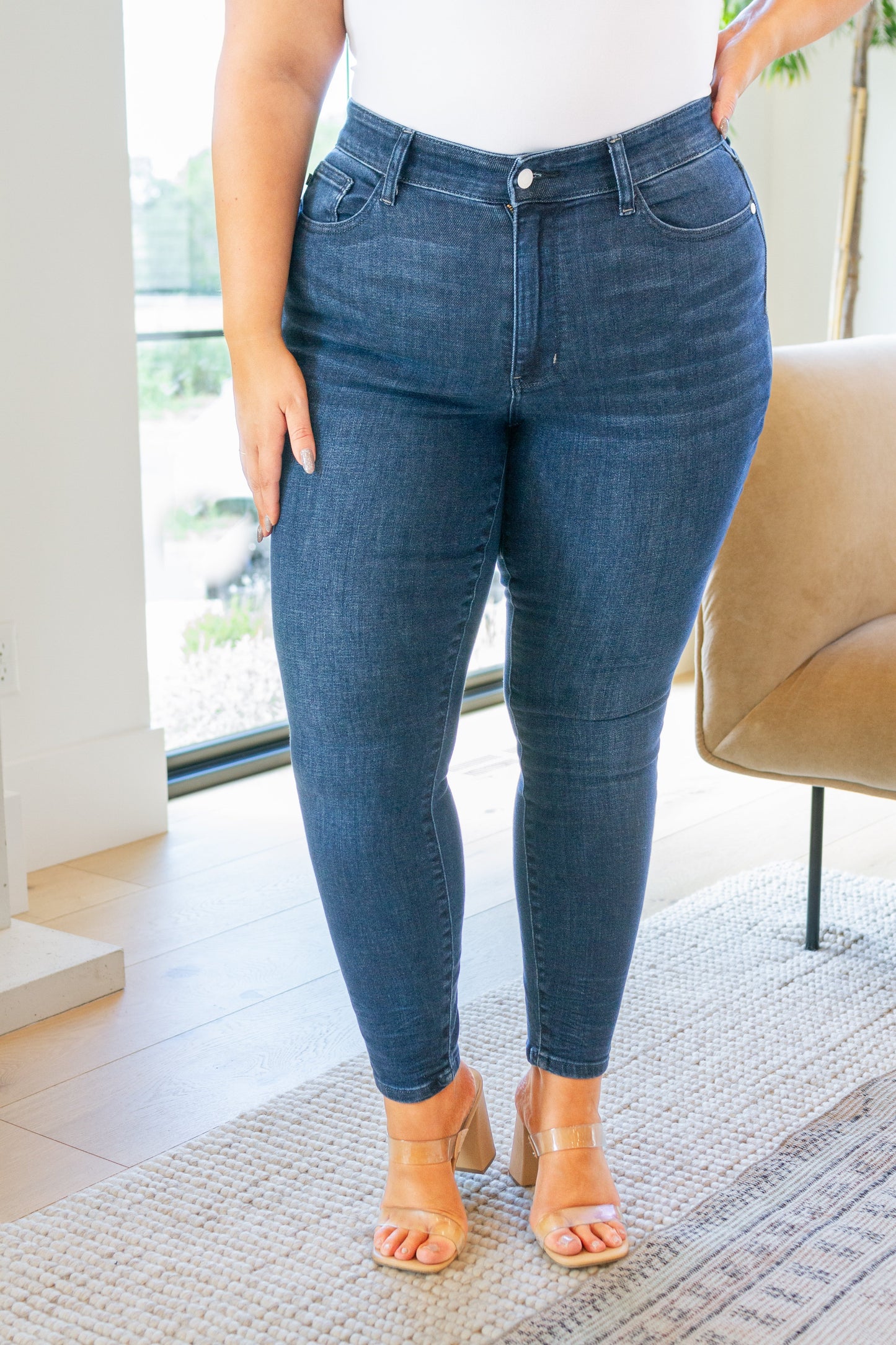 Judy Blue • Addison Mid Rise Crinkle Ankle Skinny Jeans