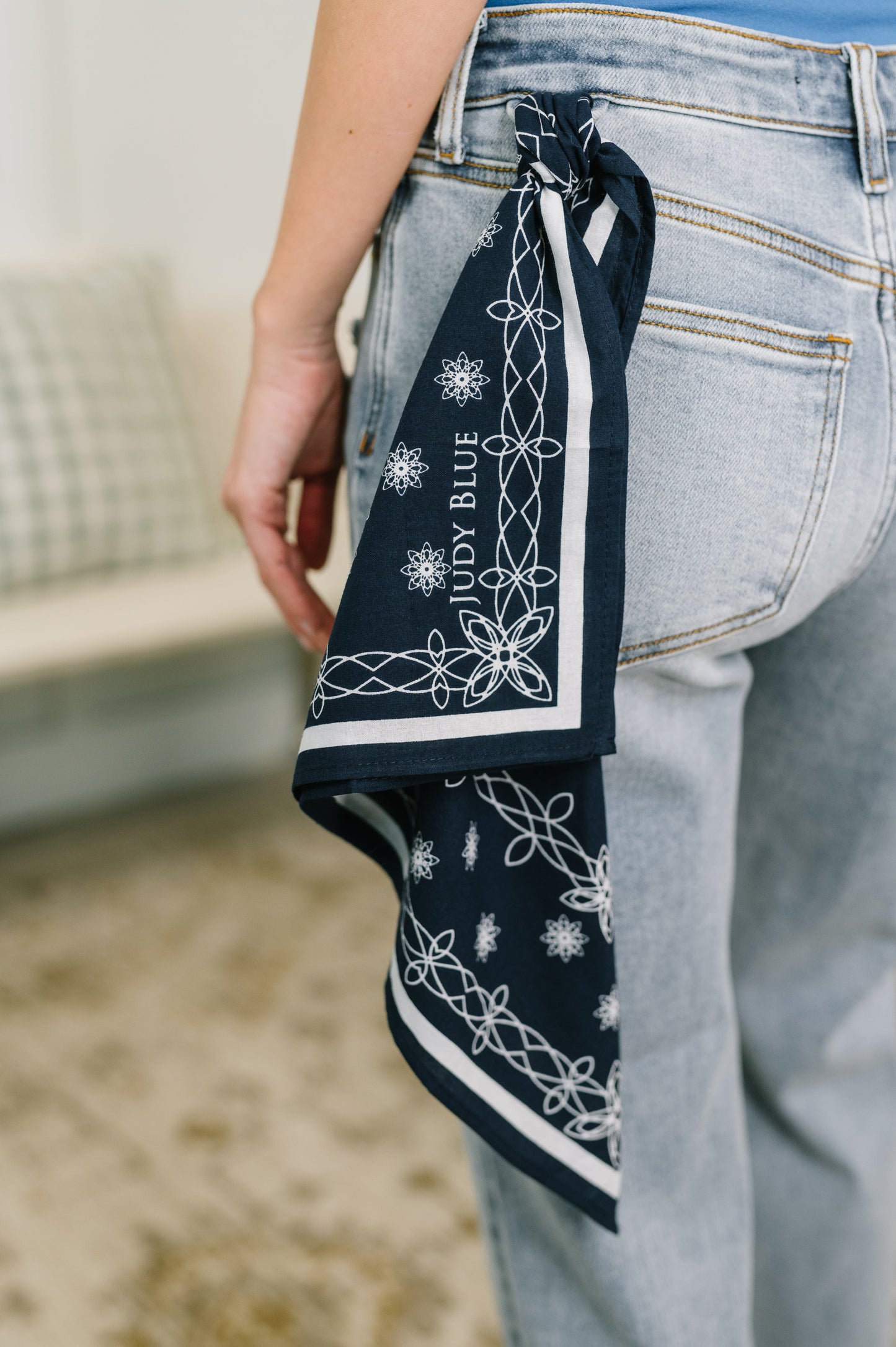 Judy Blue • Alex • Mid Rise Boyfriend Jean with Bandana Loop