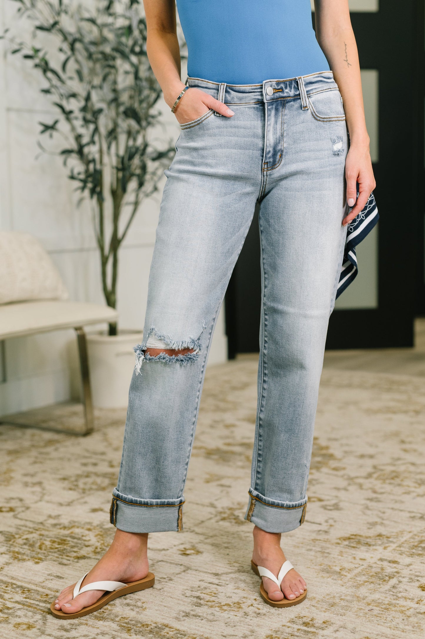 Judy Blue • Alex • Mid Rise Boyfriend Jean with Bandana Loop