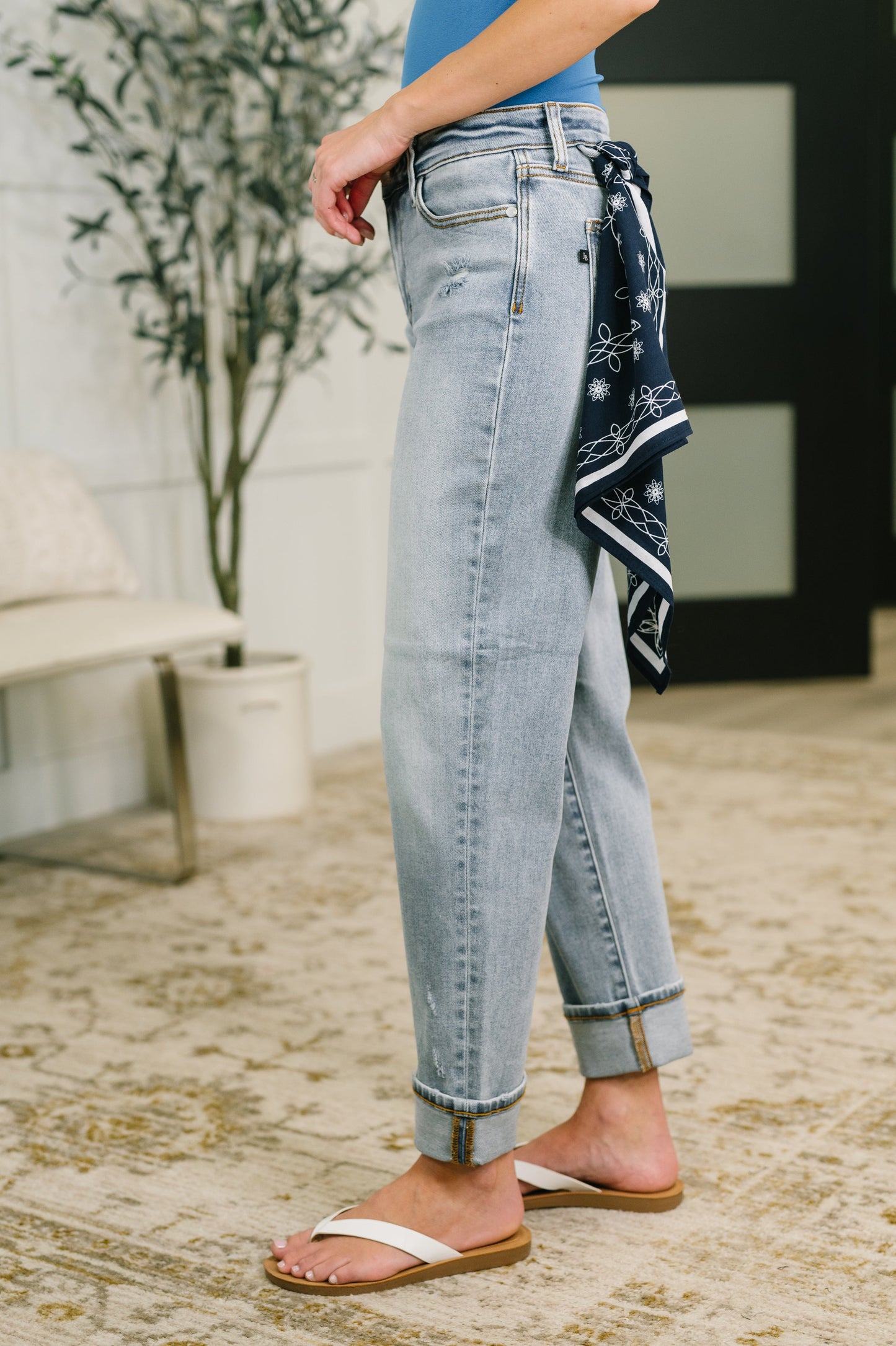 Judy Blue • Alex • Mid Rise Boyfriend Jean with Bandana Loop