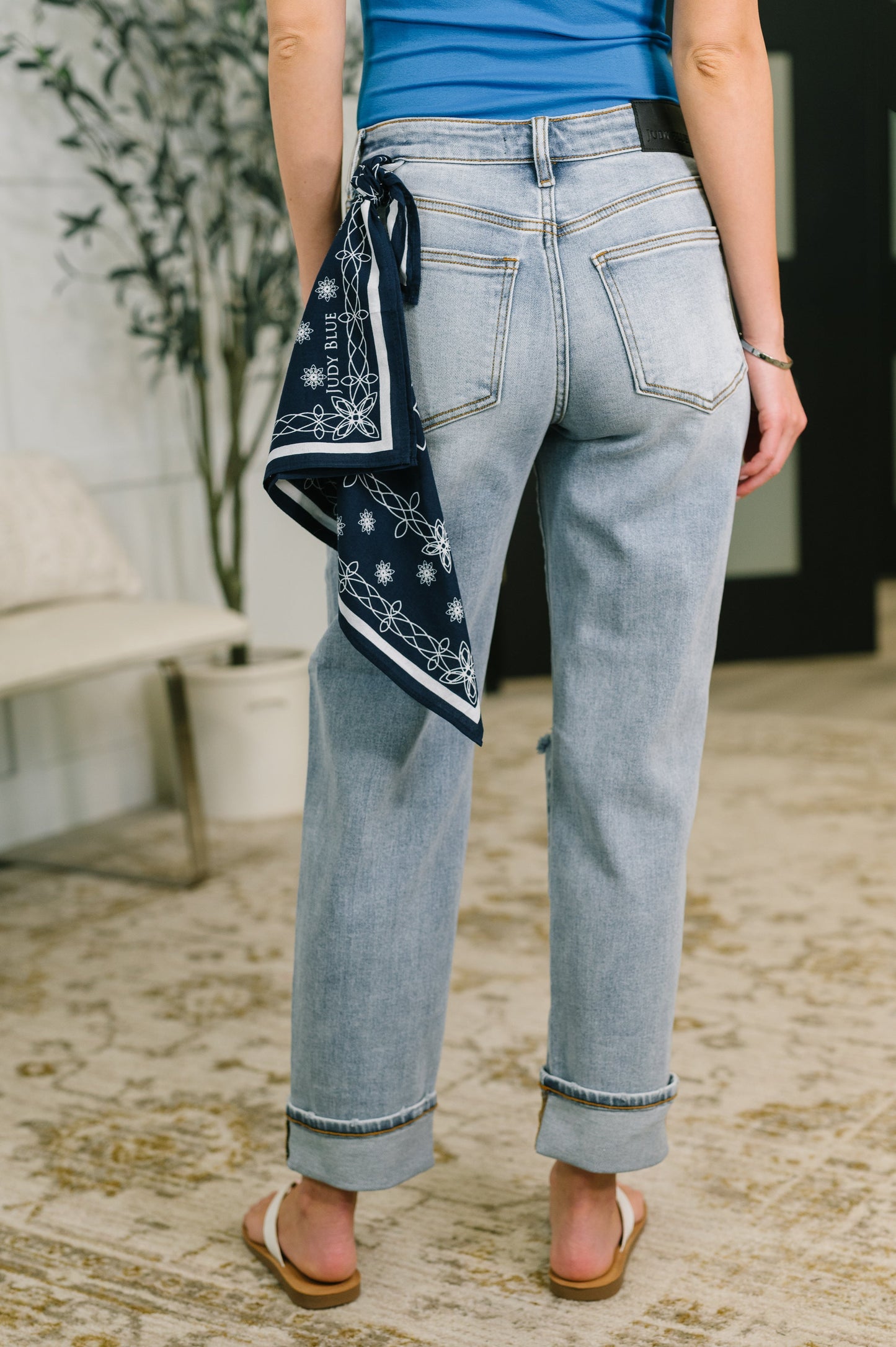 Judy Blue • Alex • Mid Rise Boyfriend Jean with Bandana Loop