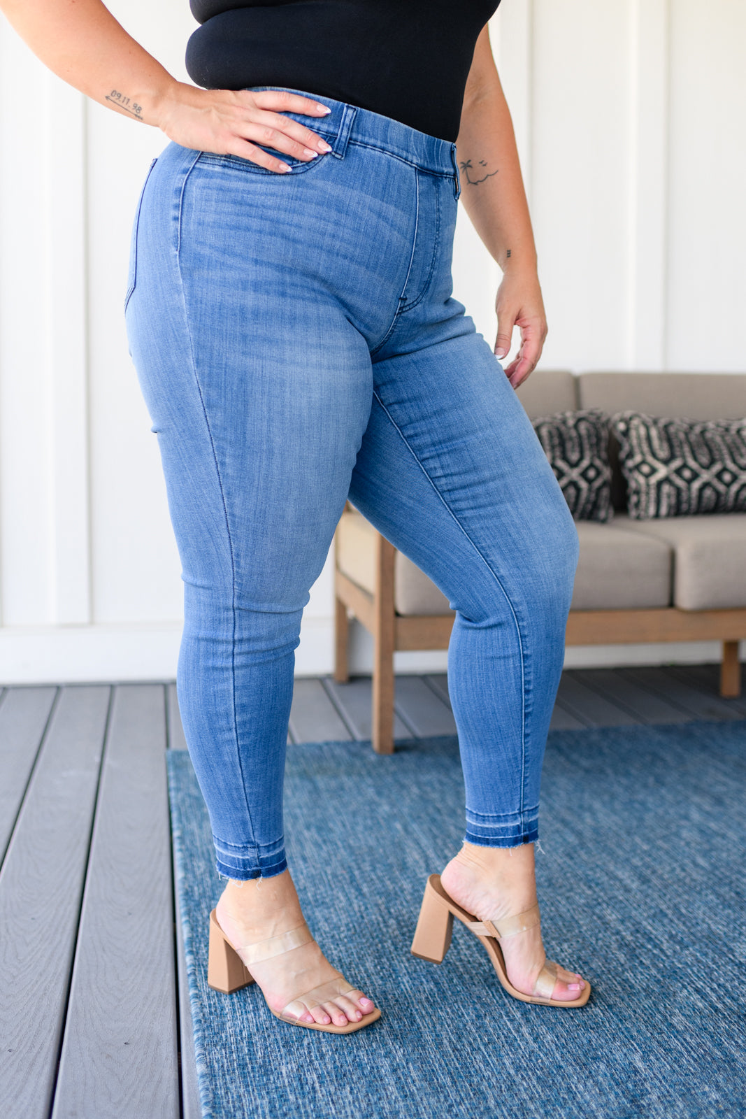 Judy Blue • Amanda High Rise Pull on Release Hem Skinny Jeans