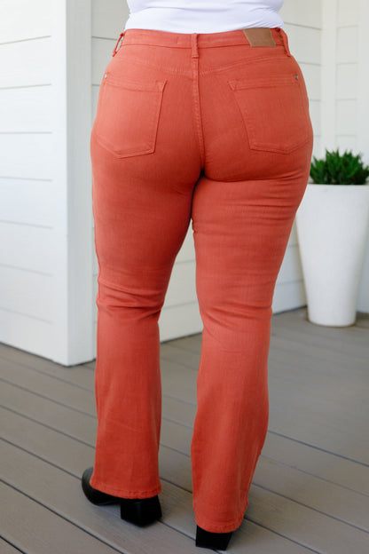 Judy Blue • Autumn Mid Rise Slim Bootcut Jeans in Terracotta