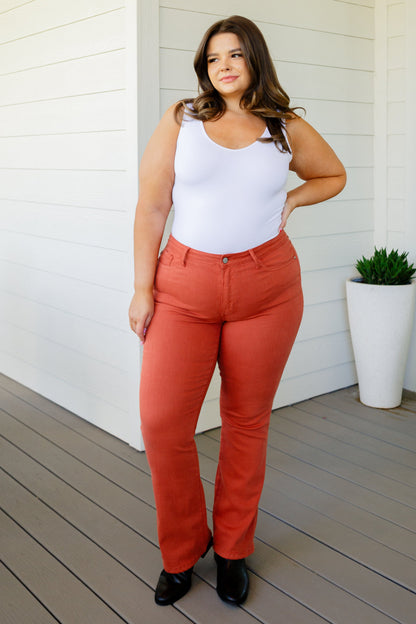 Judy Blue • Autumn Mid Rise Slim Bootcut Jeans in Terracotta