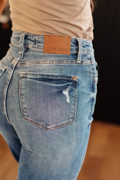 Judy Blue • Bree High Rise Control Top Distressed Straight Jeans