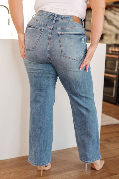 Judy Blue • Bree High Rise Control Top Distressed Straight Jeans