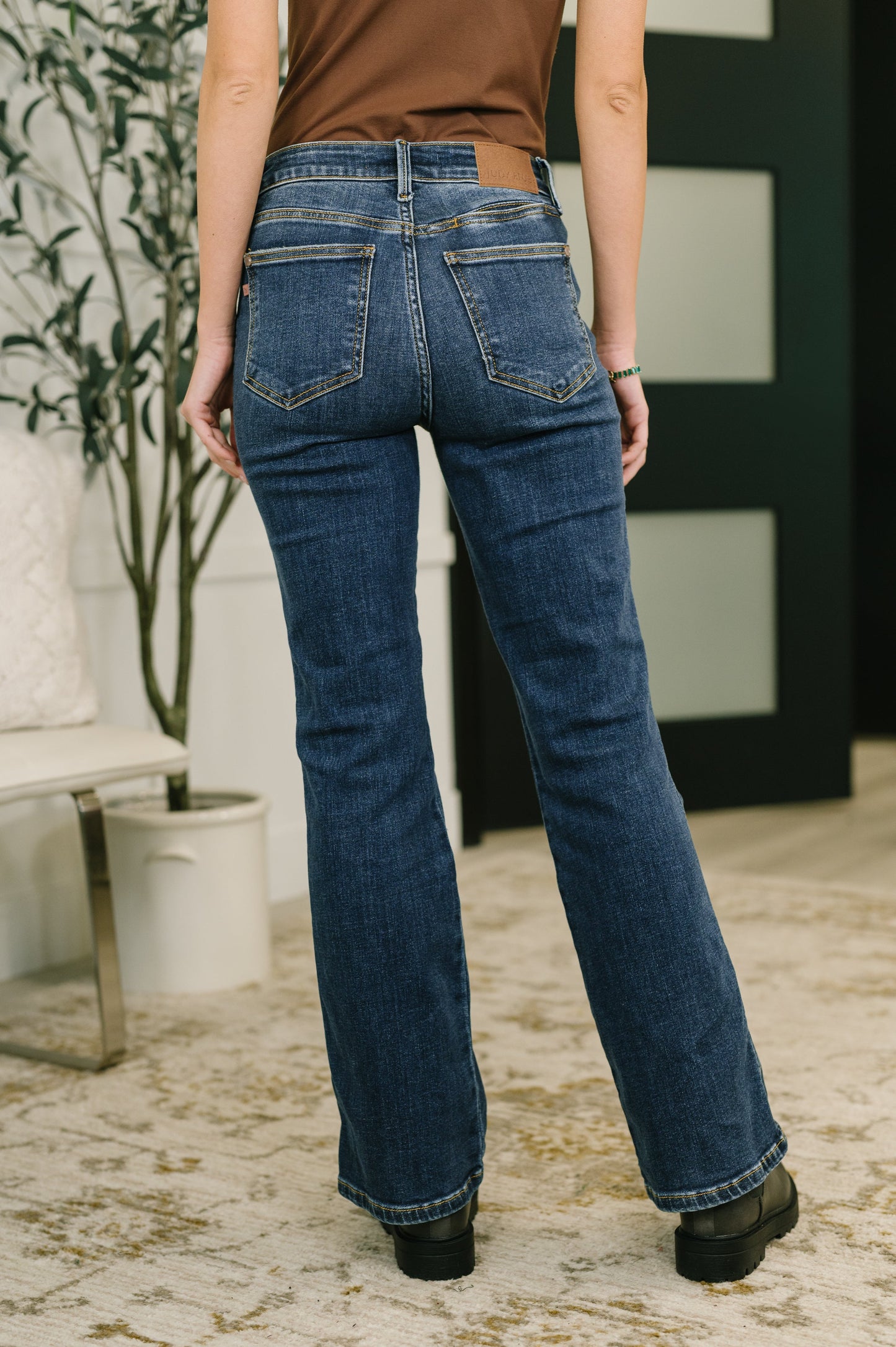 Judy Blue • Casey • Mid Rise Bootcut with Cell Phone Back Pocket & Hem Slit