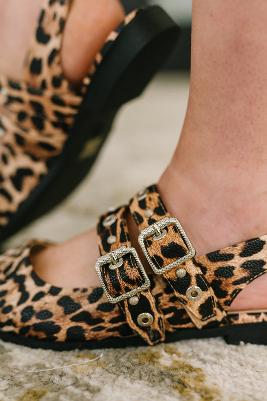 Soda • Catwalk Buckle Pointy Toe Flats
