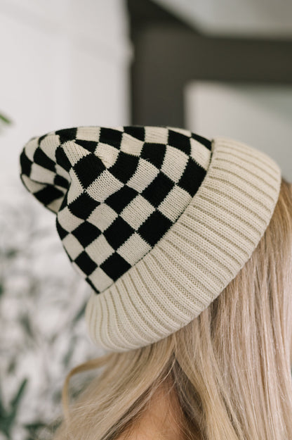 Zenana • Check the Weather Beanie in Bone