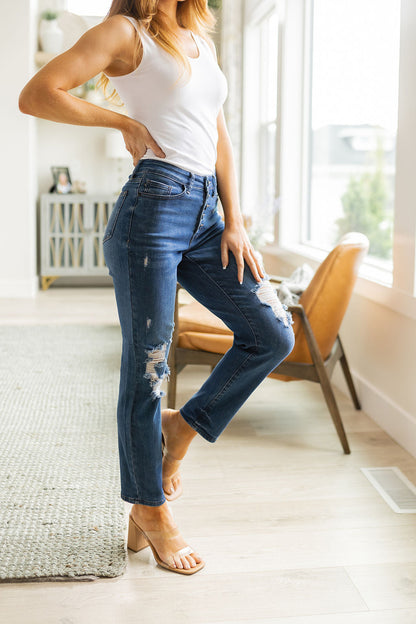 Judy Blue • Colt High Rise Button Fly Distressed Boyfriend Jeans