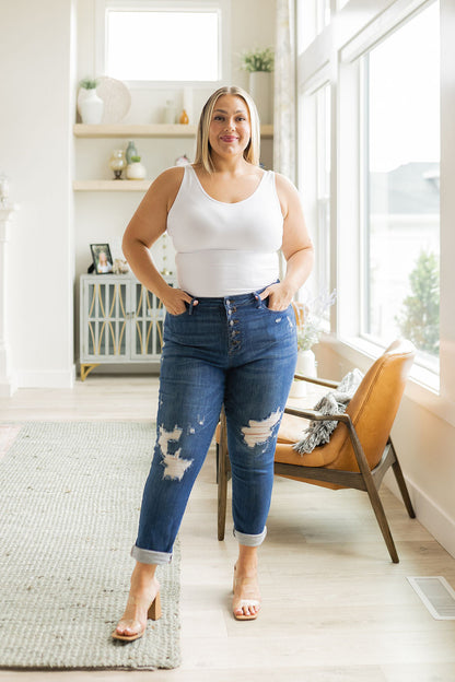 Judy Blue • Colt High Rise Button Fly Distressed Boyfriend Jeans