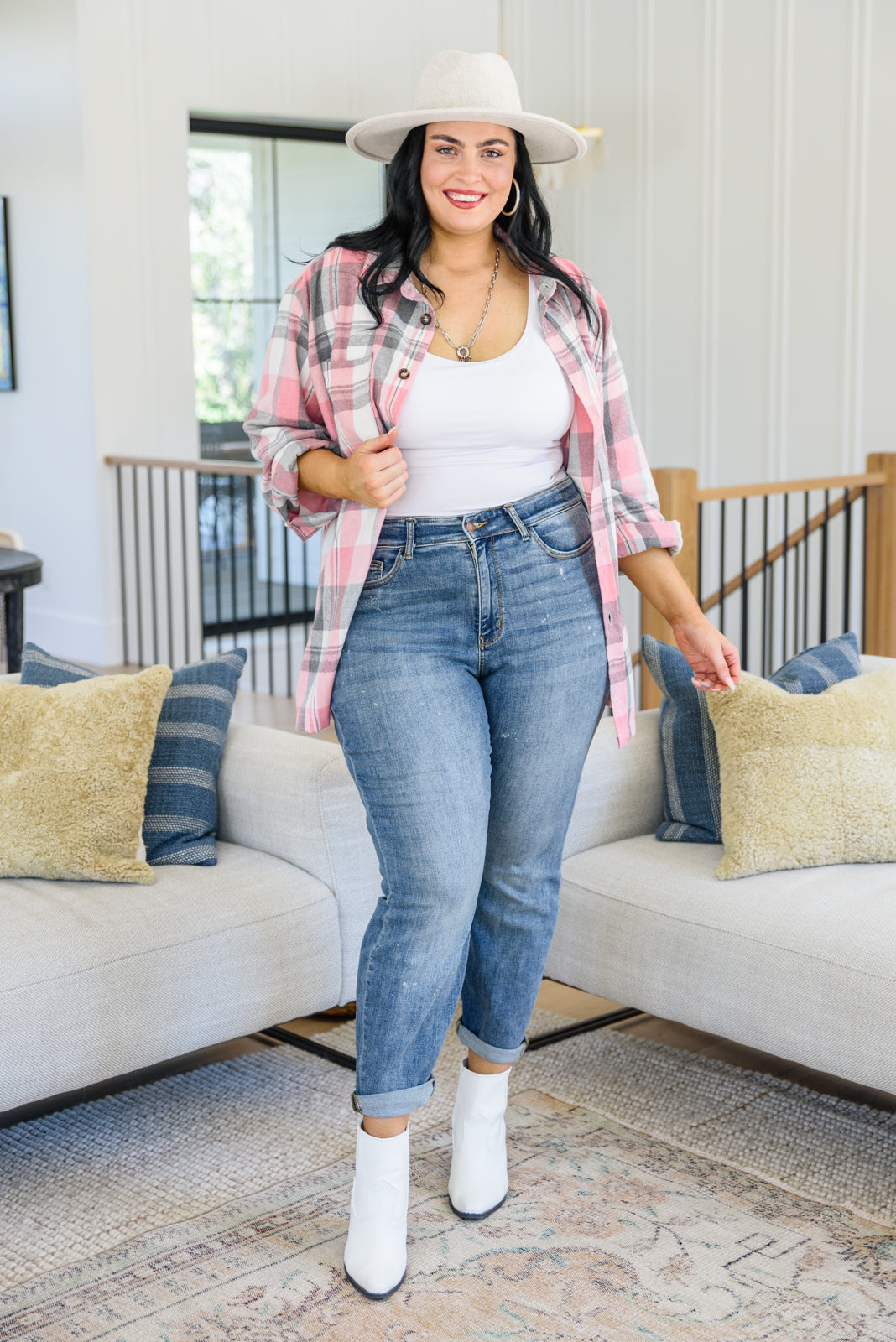 Judy Blue • Corey Hi Rise Bleach Splash Boyfriend Jeans