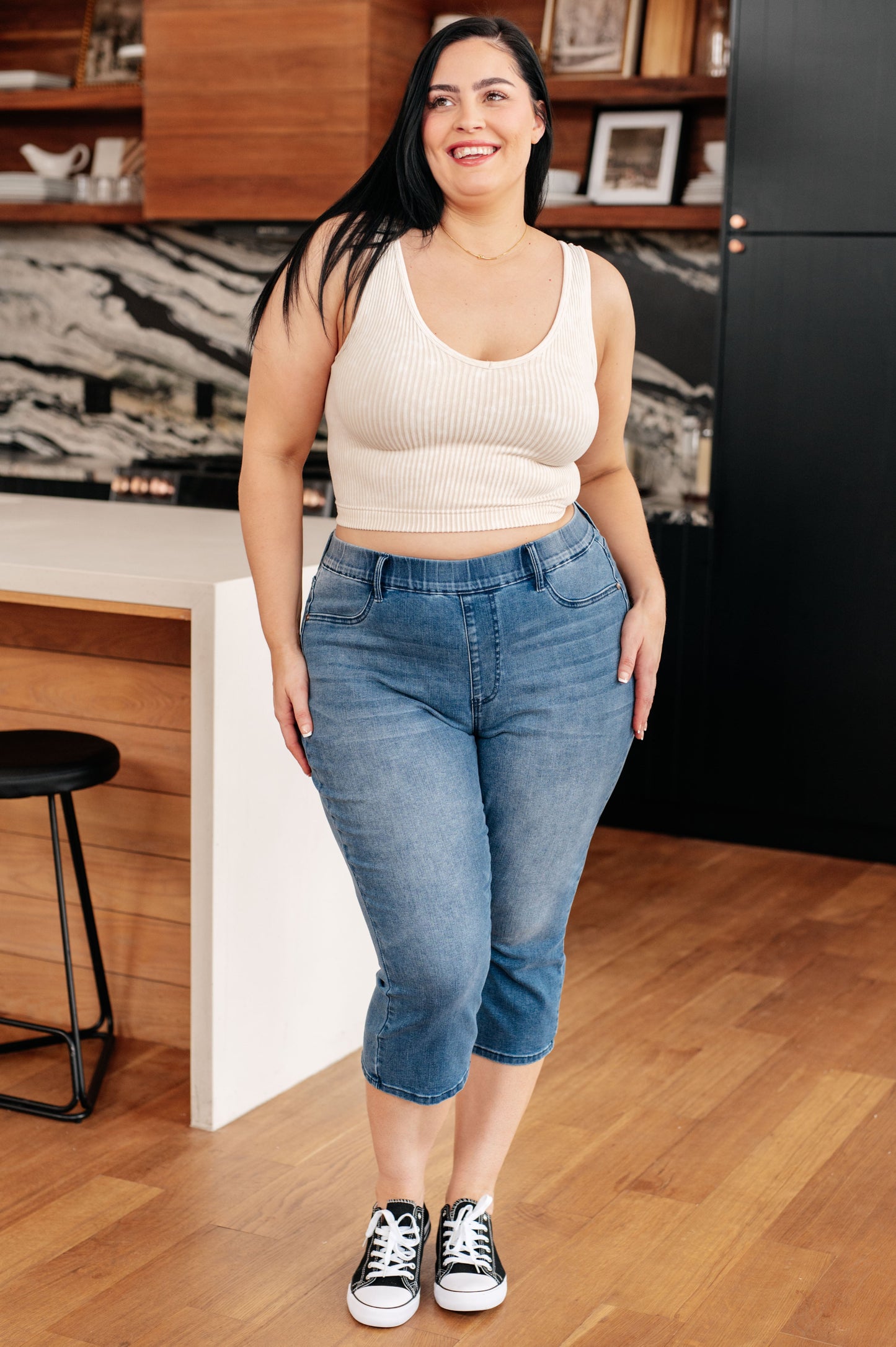 Judy Blue • Emily • High Rise Cool Denim Pull On Capri Jeans