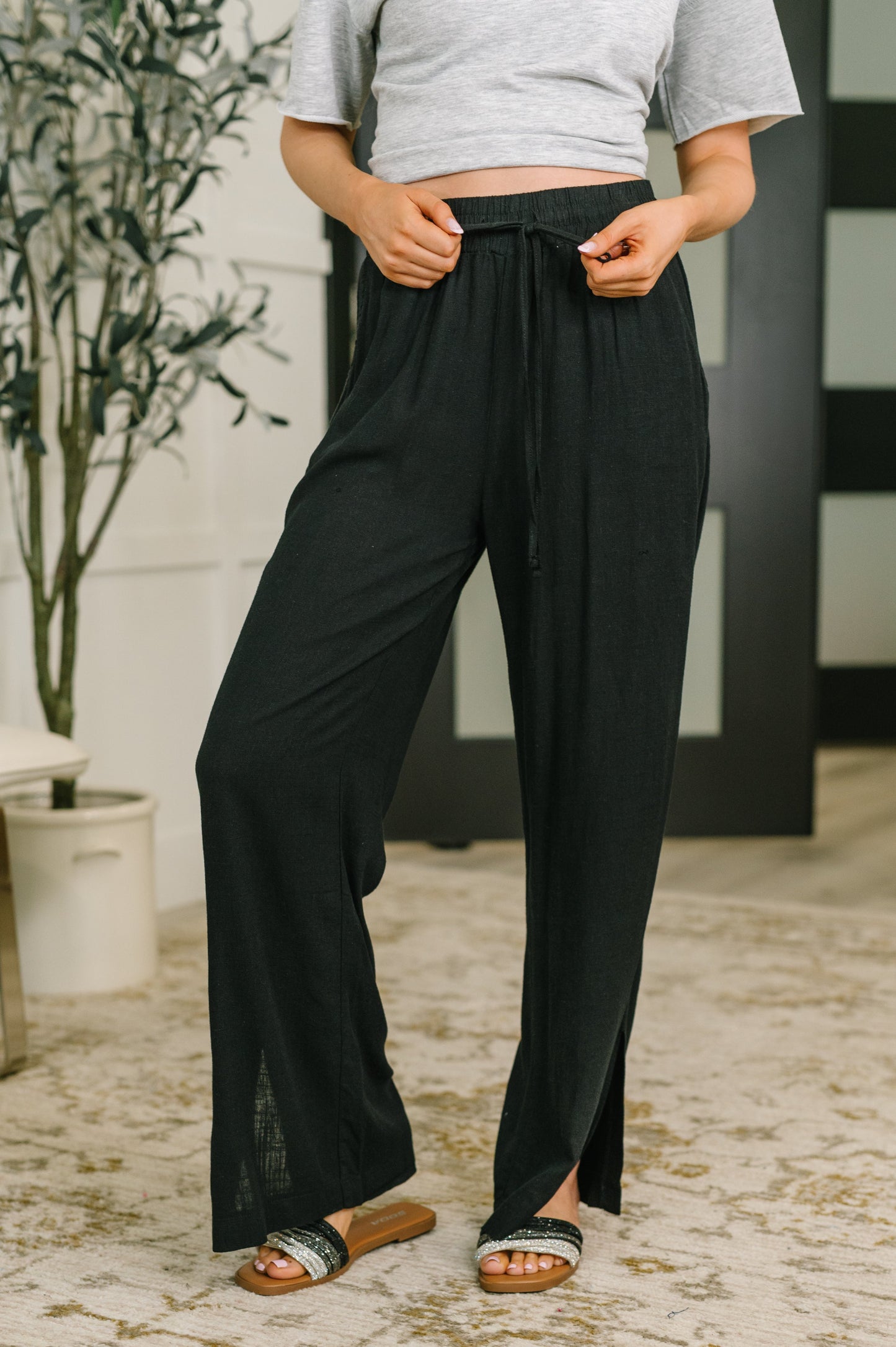 Zenana • Essential Feeling Straight Leg Lounge Pants in Black