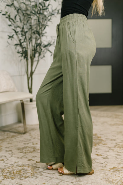 Zenana • Essential Feeling Straight Leg Lounge Pants in Light in Olive