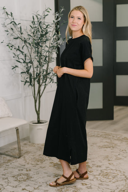 Zenana • Fix You Right Up Short Sleeve Midi Dress in Black