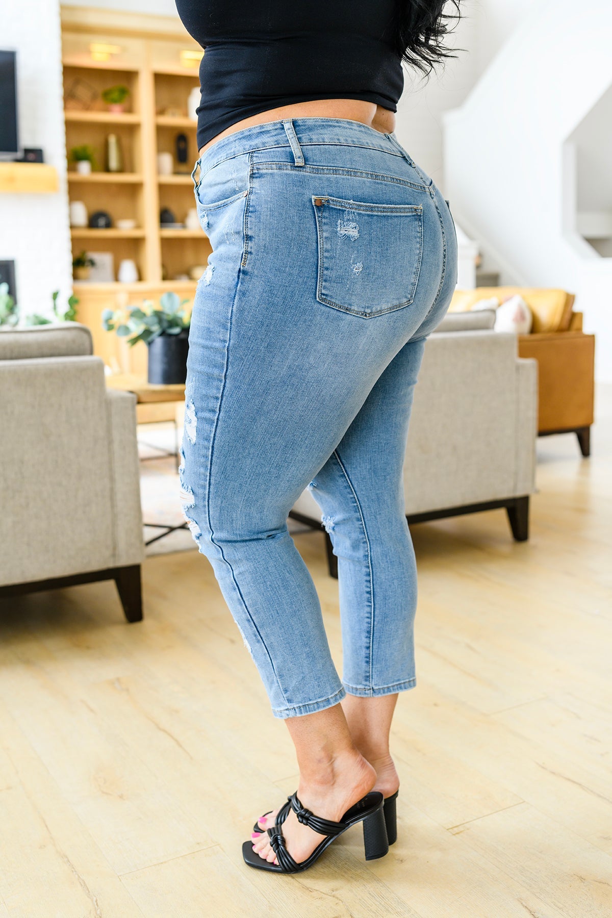 Judy Blue • Florence High Waist Destroyed Boyfriend Jeans