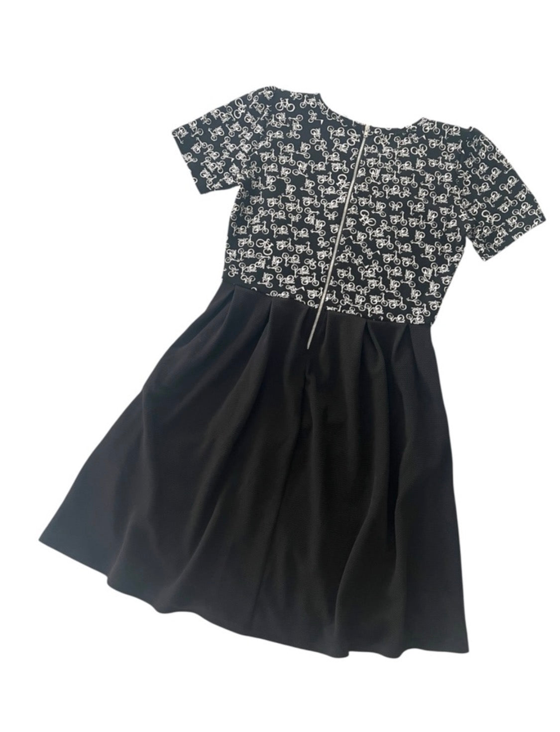 EUC • LuLaRoe • Bicycle Pattern Bodice • Amelia Fit and Flare Dress • Rare Vintage Print