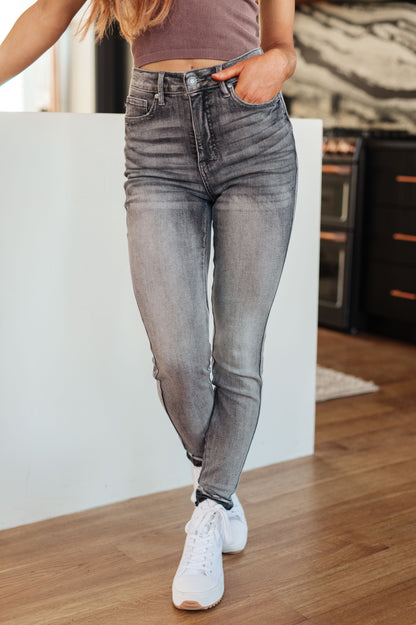 Judy Blue • Hadley High Rise Control Top Release Hem Skinny