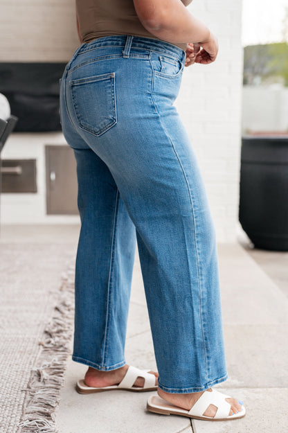 Judy Blue • Hayes High Rise Wide Leg Crop Jeans