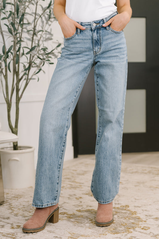 Judy Blue • Heather • Mid Rise Rigid Magic Straight