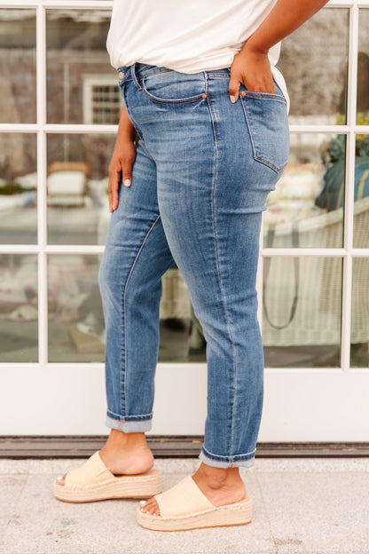 Judy Blue • High Waist Slim Fit Jeans