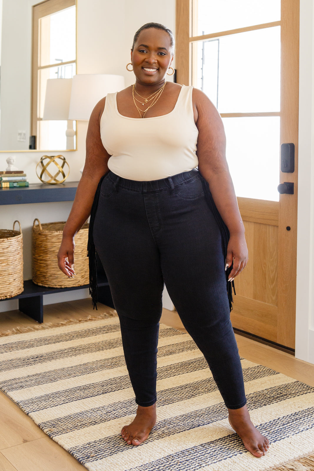 Judy Blue • Hilary Side Fringe Skinny Jegging In Black