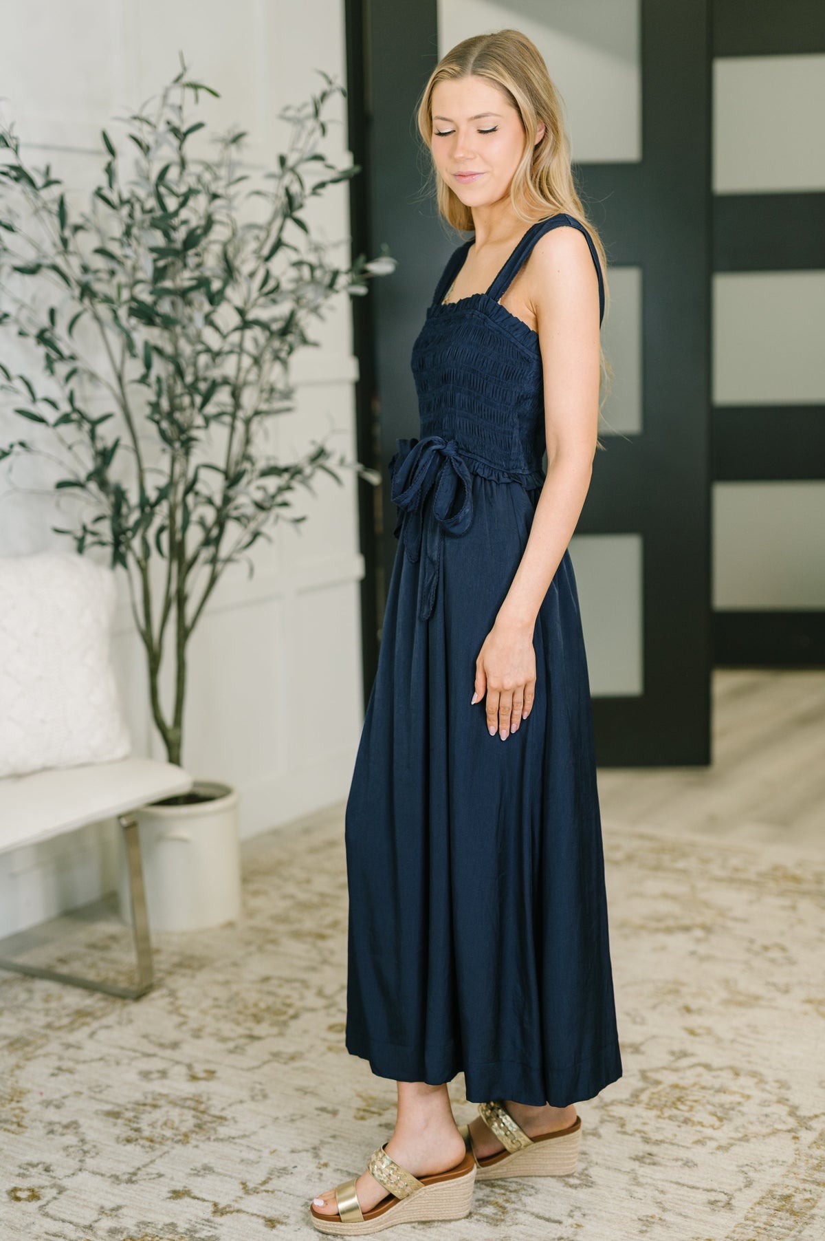 GiGio • Hold Me Down Midi Dress in Navy