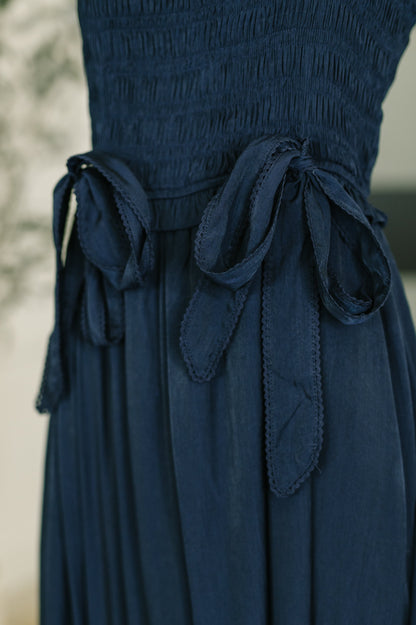 GiGio • Hold Me Down Midi Dress in Navy
