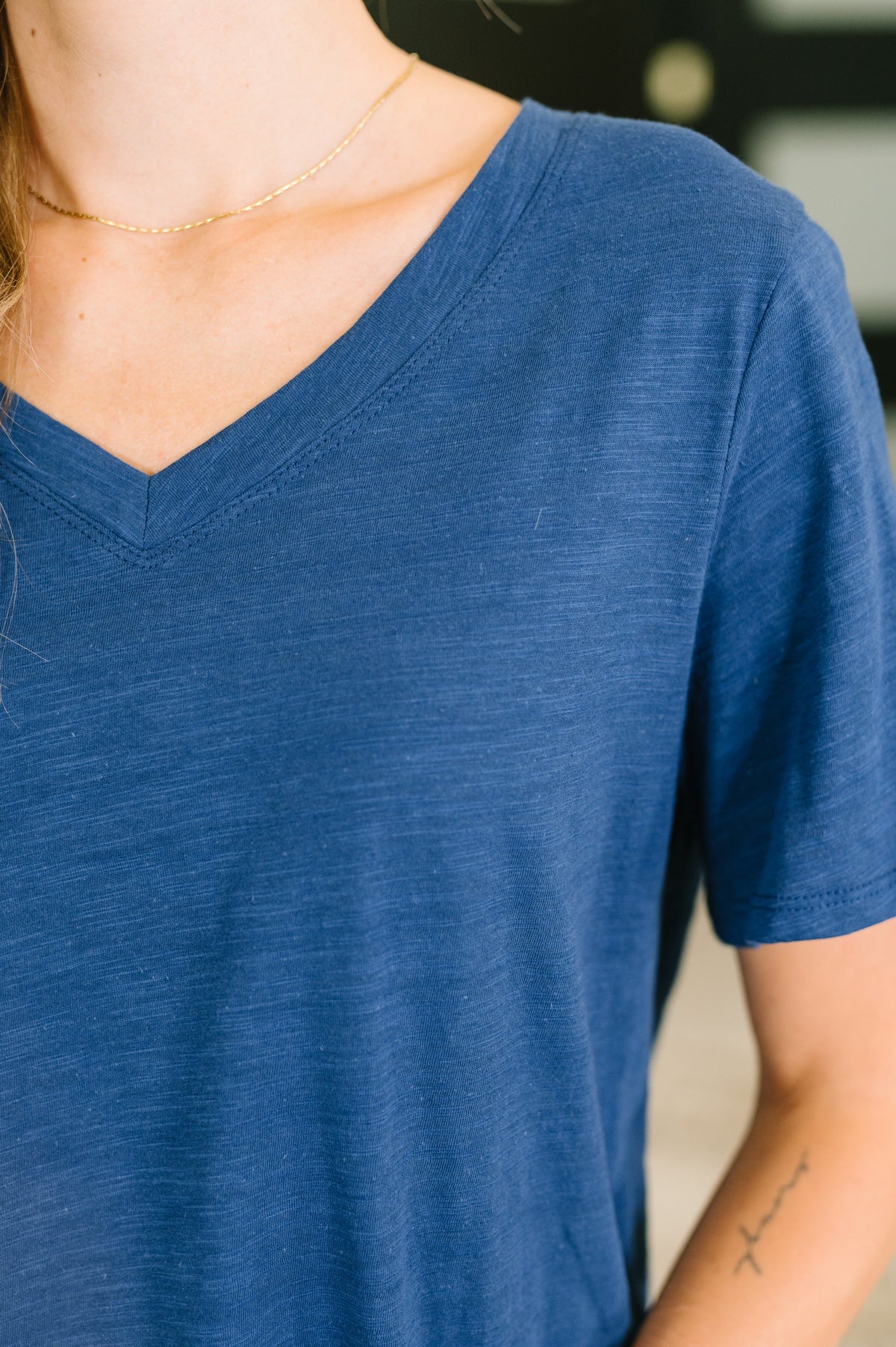 Dear Scarlett • 100% Cotton • I Don't Have to Choose • V-Neck Tee in Navy