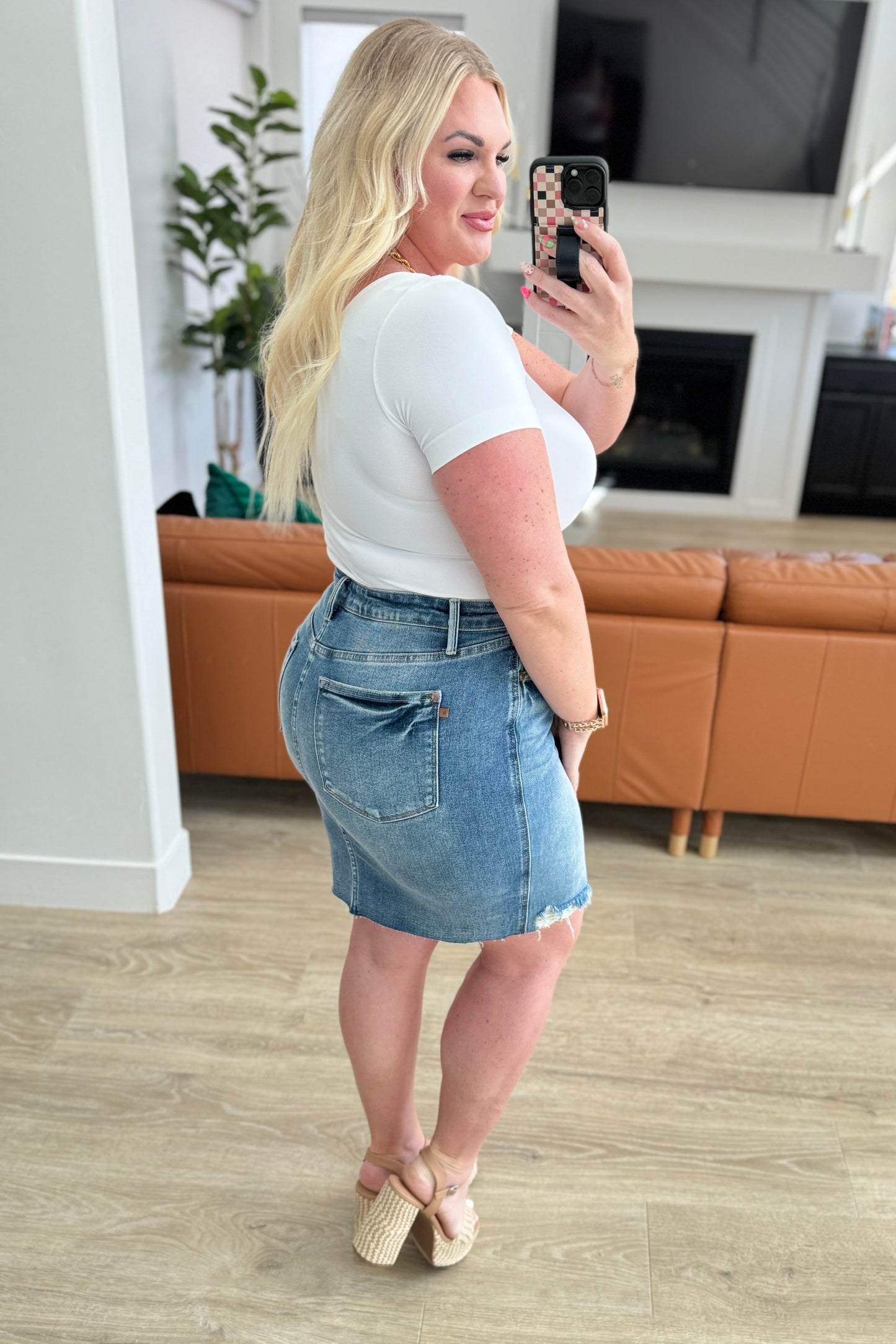 Judy Blue • Carol • High Rise Rigid Magic Denim Skirt