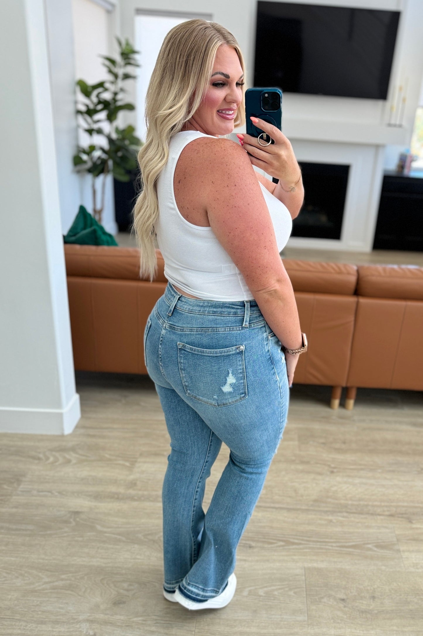Judy Blue • Isla • Mid Rise Distressed Released Hem Bootcut Jeans