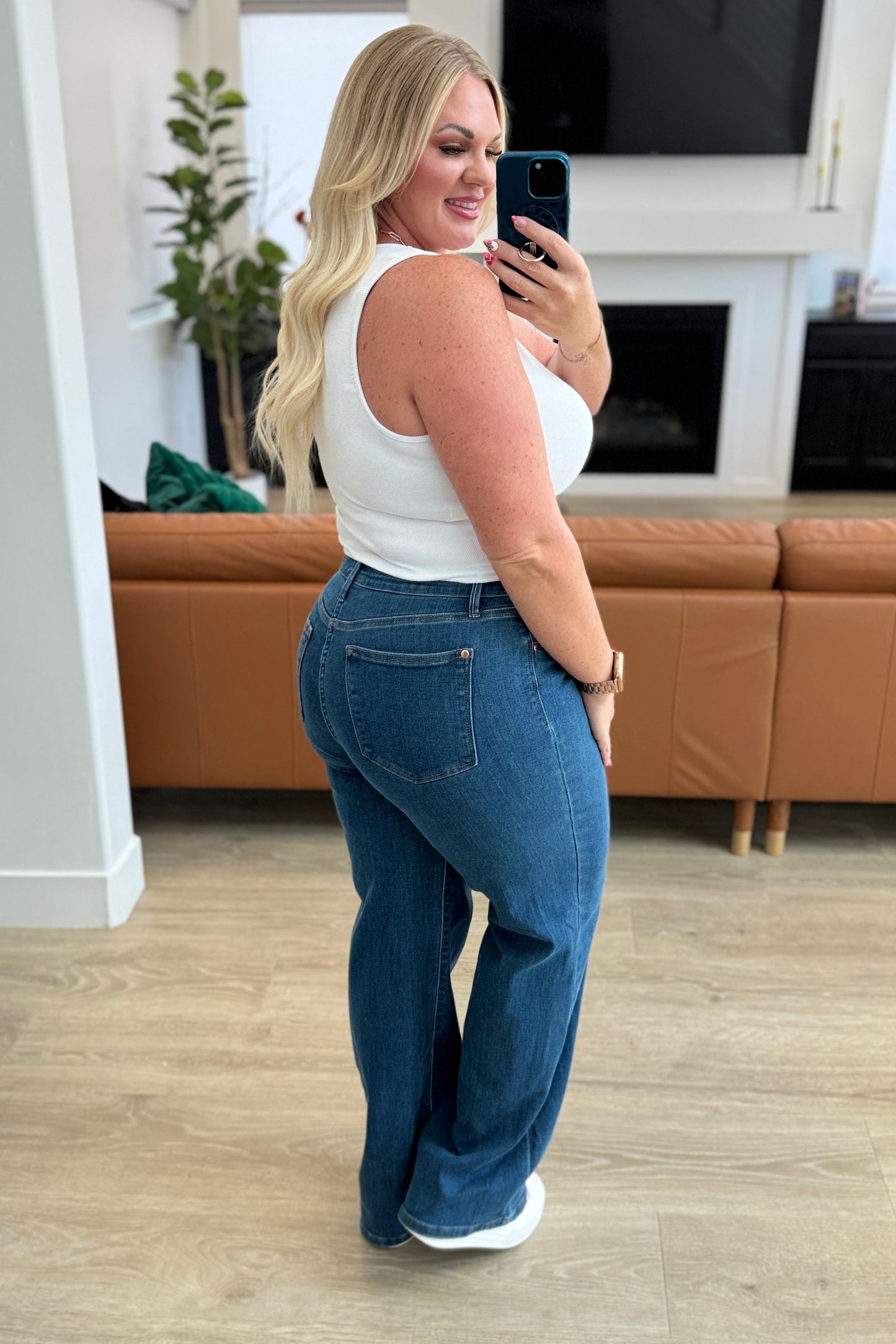 Judy Blue • Hazel • High Rise Vintage Wide Leg Jeans