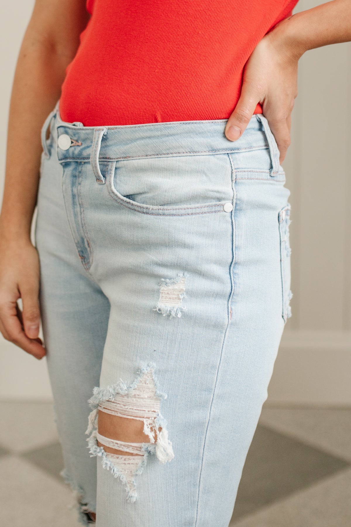 Judy Blue • Super Light Destroyed Boyfriend Jeans