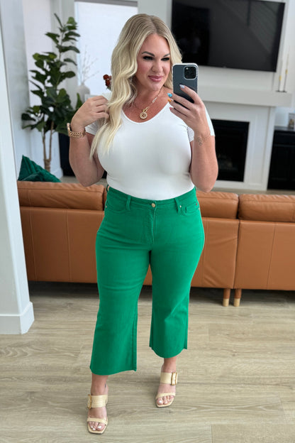 Judy Blue • Lisa • High Rise Control Top Wide Leg Crop Jeans in Kelly Green