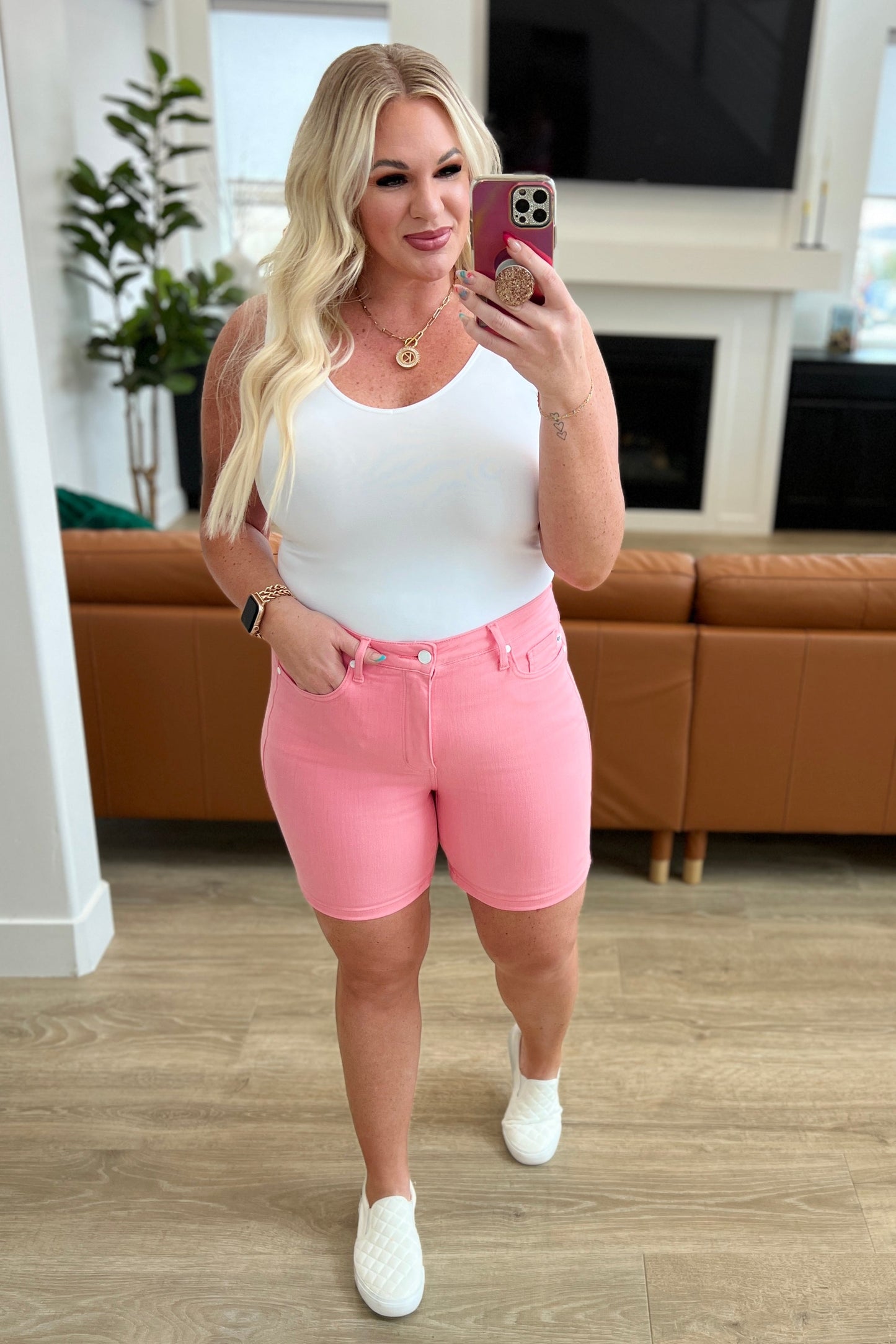 Judy Blue • Jenna • High Rise Control Top Cuffed Shorts in Pink
