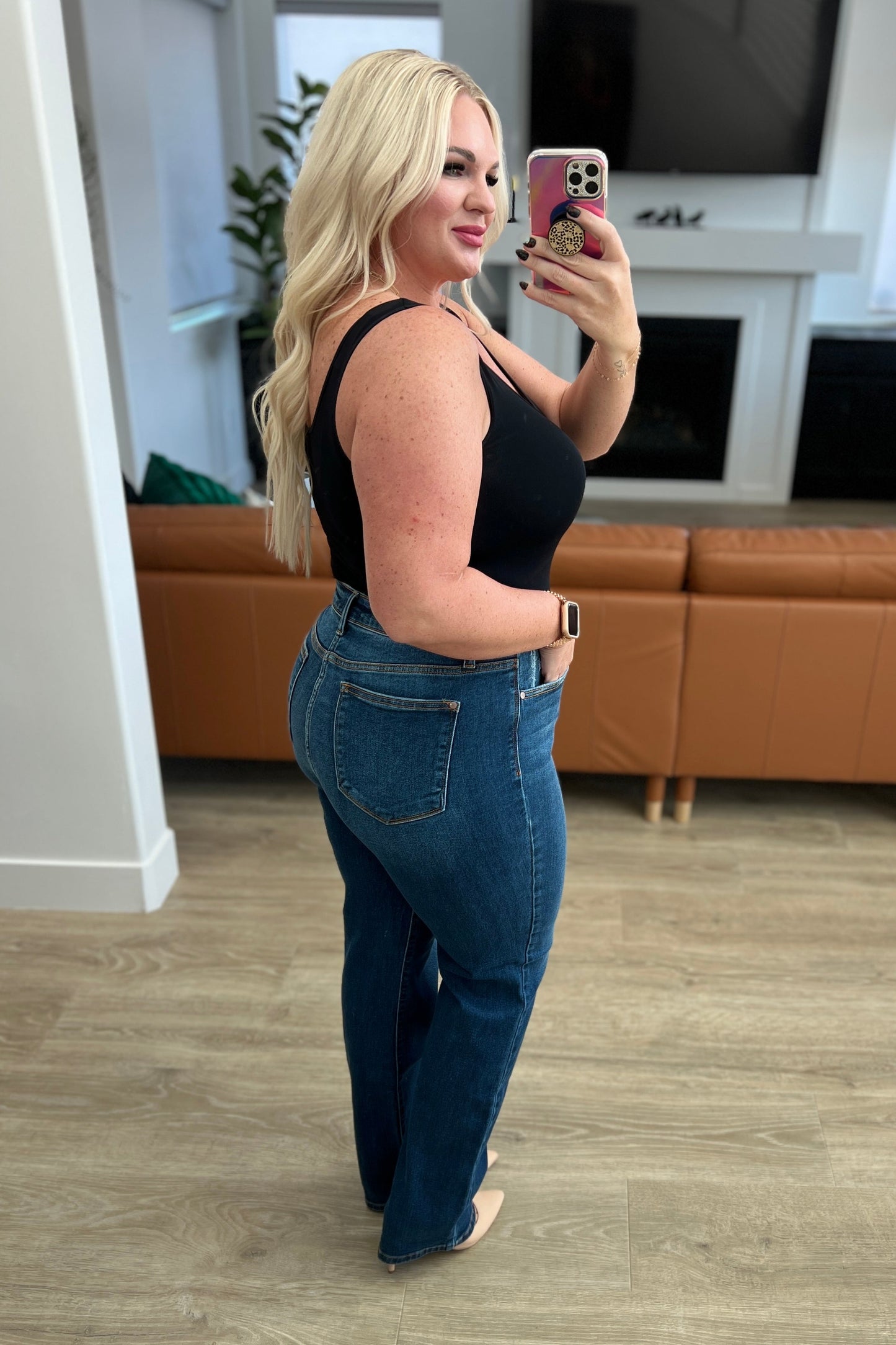 Judy Blue • Pippa High Rise Button Fly Dad Jeans