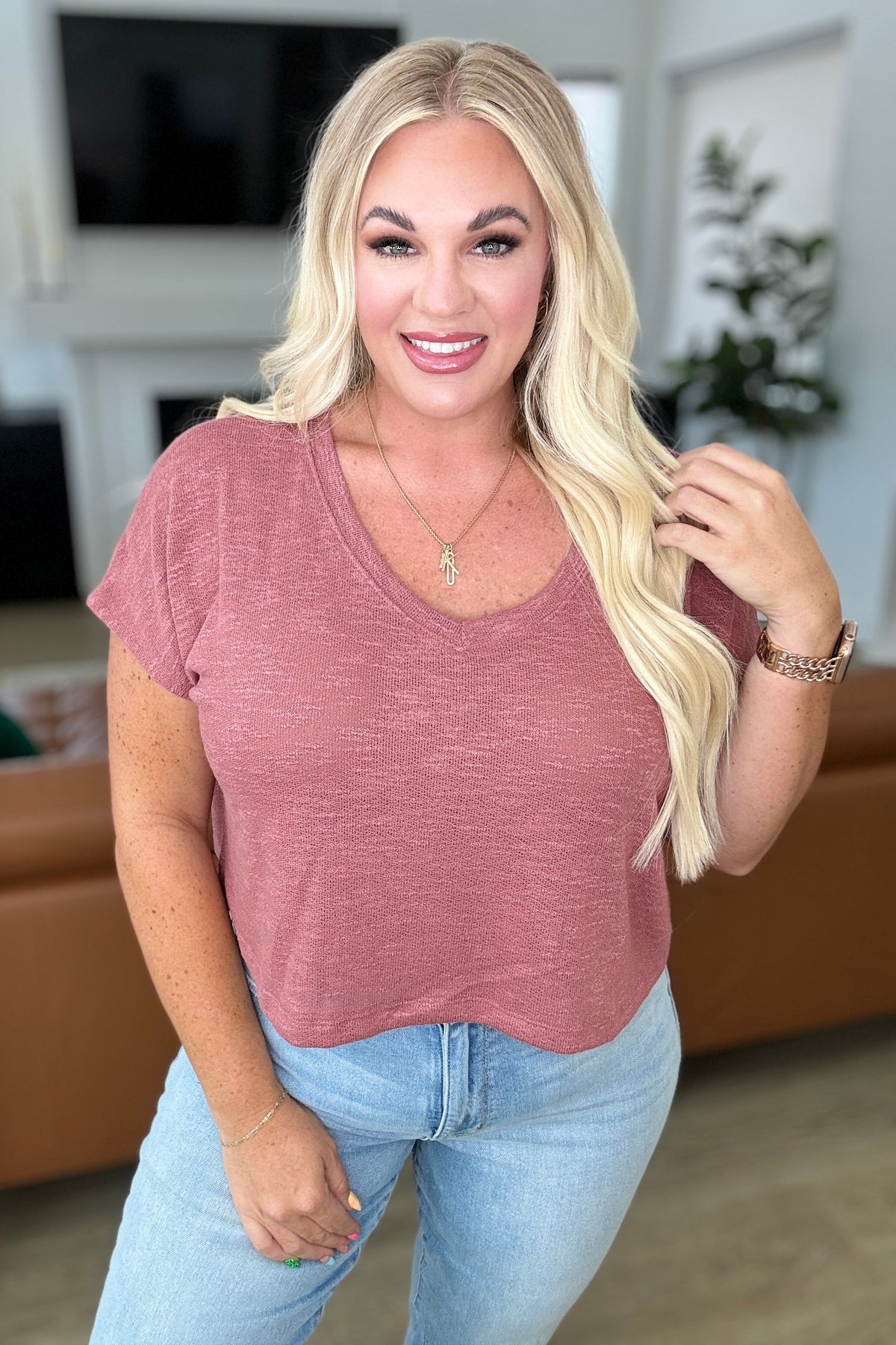 Zenana • Classic Comfort V-Neck Top in Winter Rose
