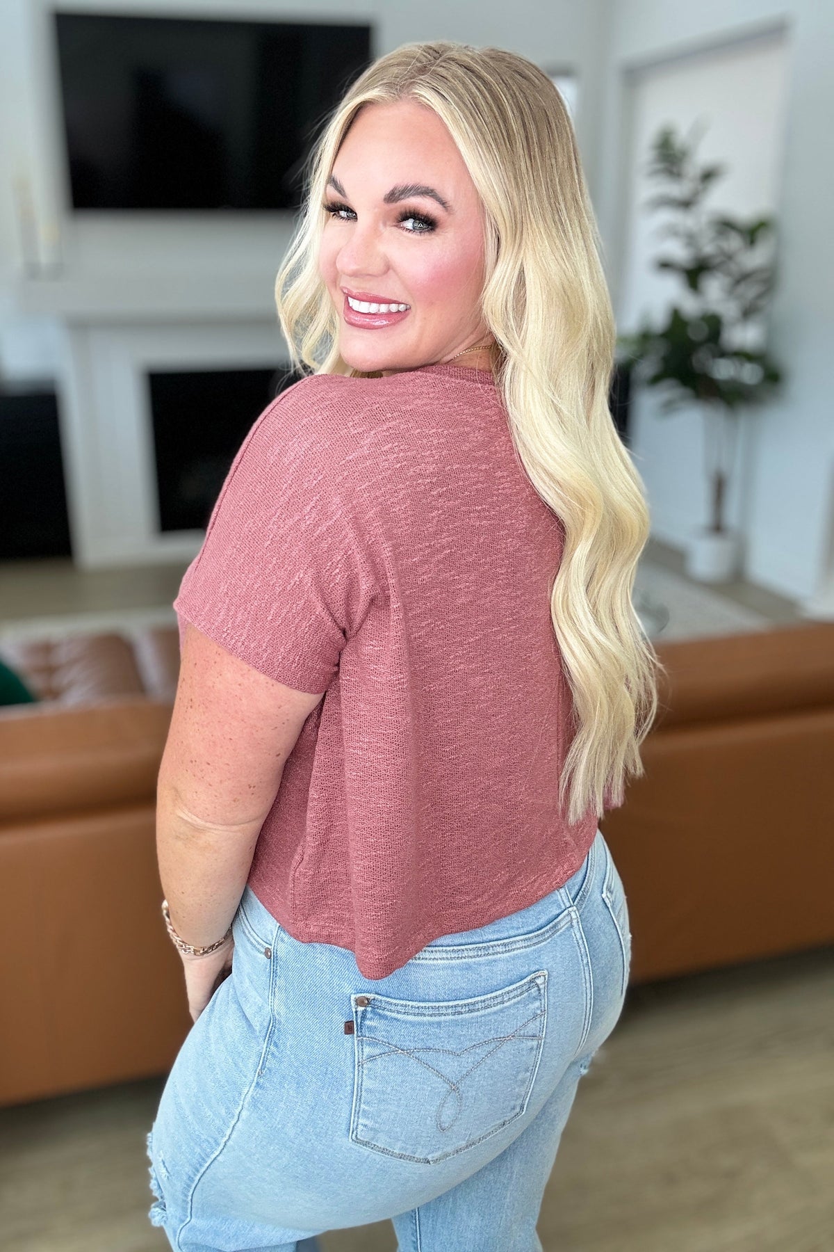 Zenana • Classic Comfort V-Neck Top in Winter Rose