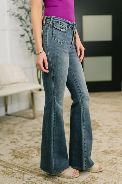 Judy Blue • Jackie • Mid Rise Flare Jean with Front Flap Pockets
