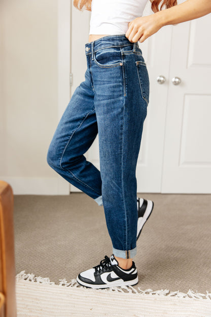 Judy Blue • London Midrise Cuffed Boyfriend Jeans