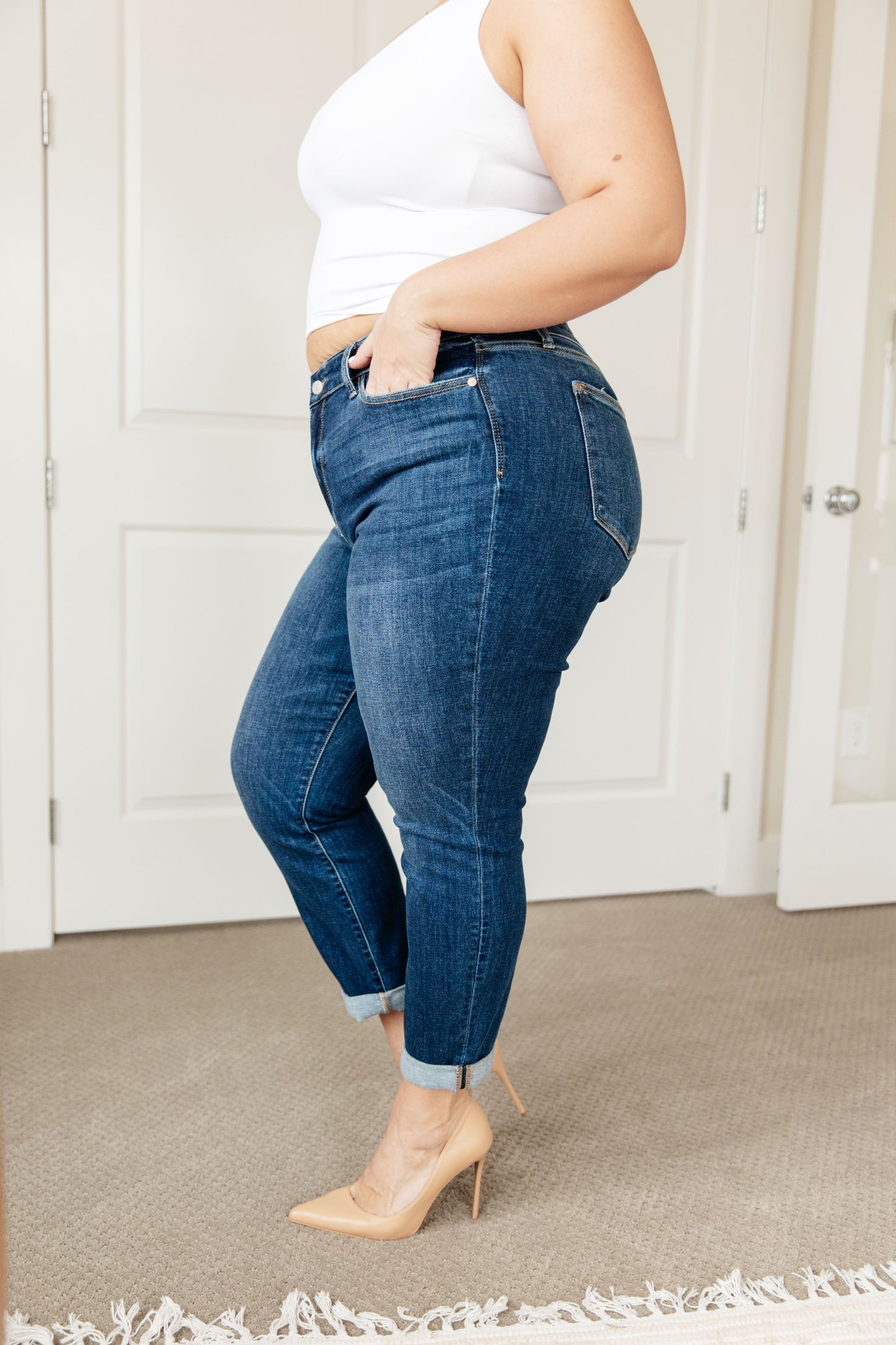 Judy Blue • London Midrise Cuffed Boyfriend Jeans