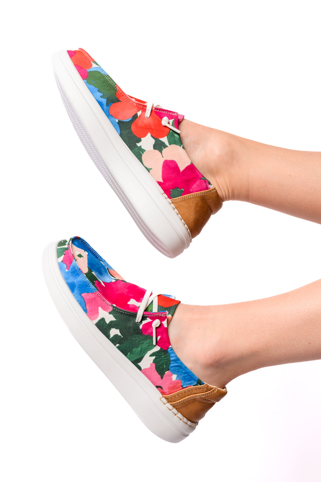 Corkys • Kayak 2 Shoes in Floral