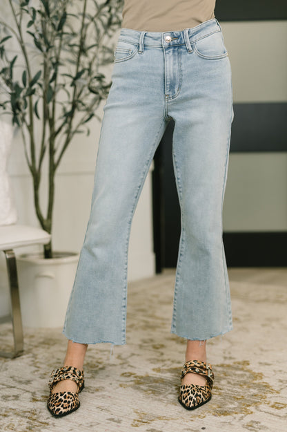 Judy Blue • Martha • Mid Rise Kick Flare Raw Hem